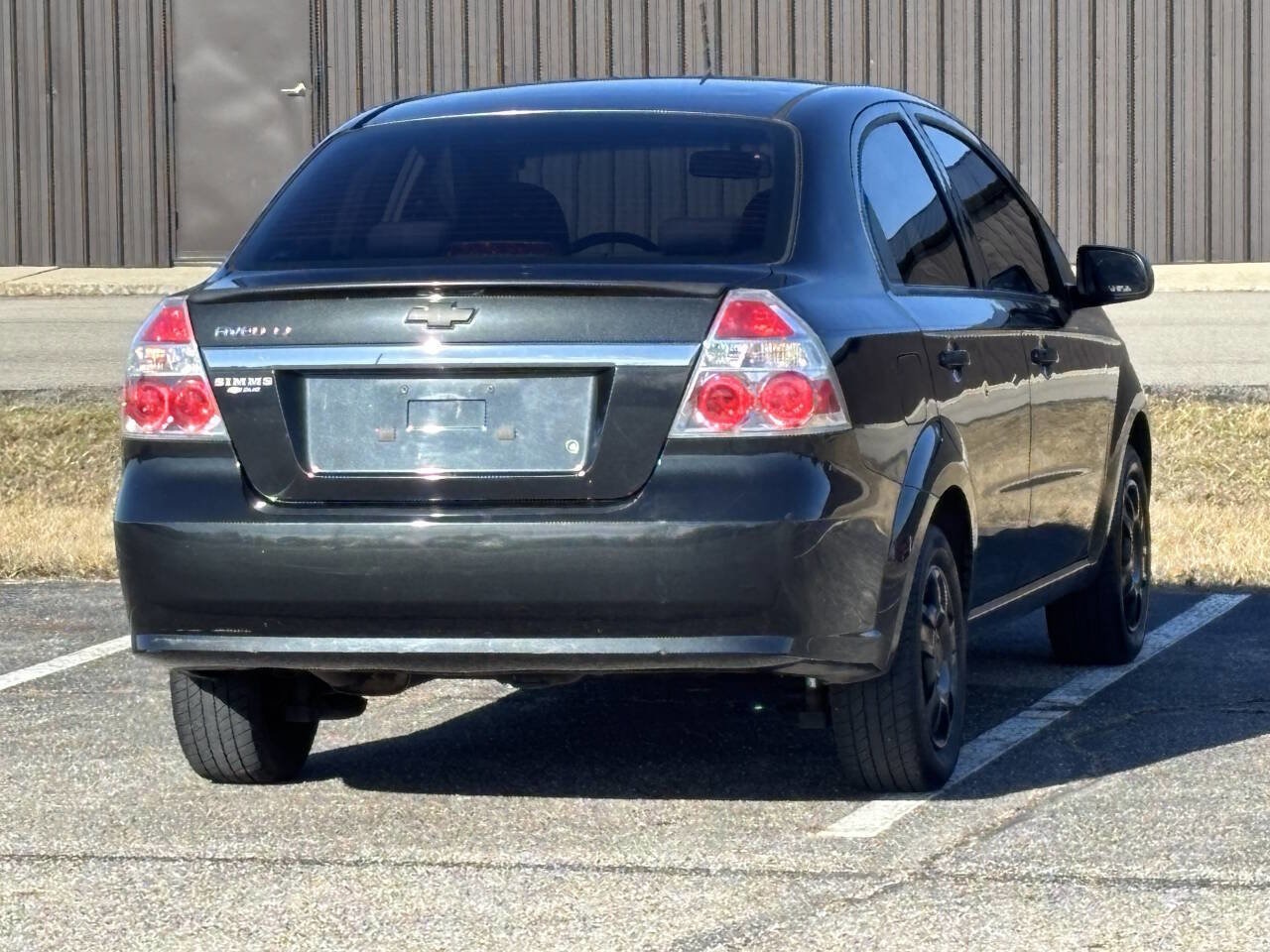 Used 2011 Chevrolet Aveo LT image 8