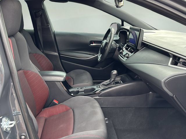 Used 2025 Toyota Corolla SE FWD image 10