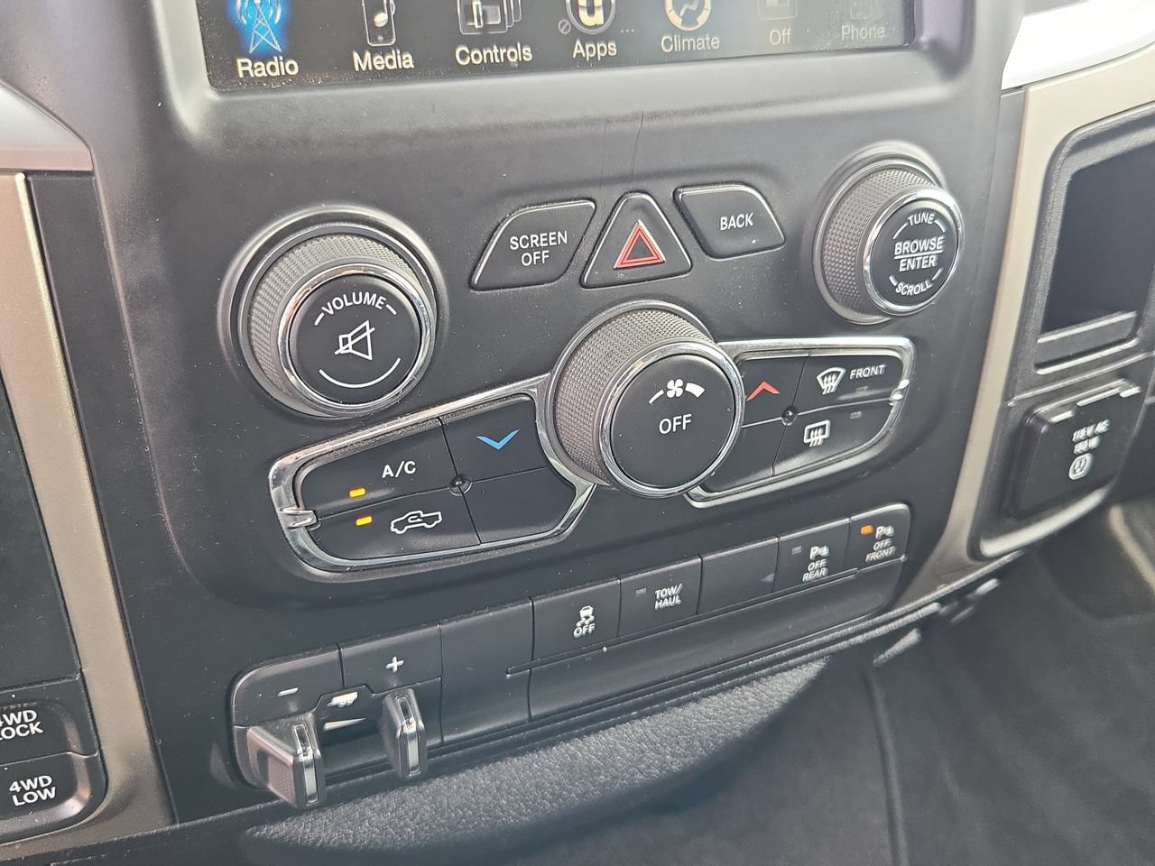 Used 2016 RAM 1500 Big Horn AWD/4WD image 20