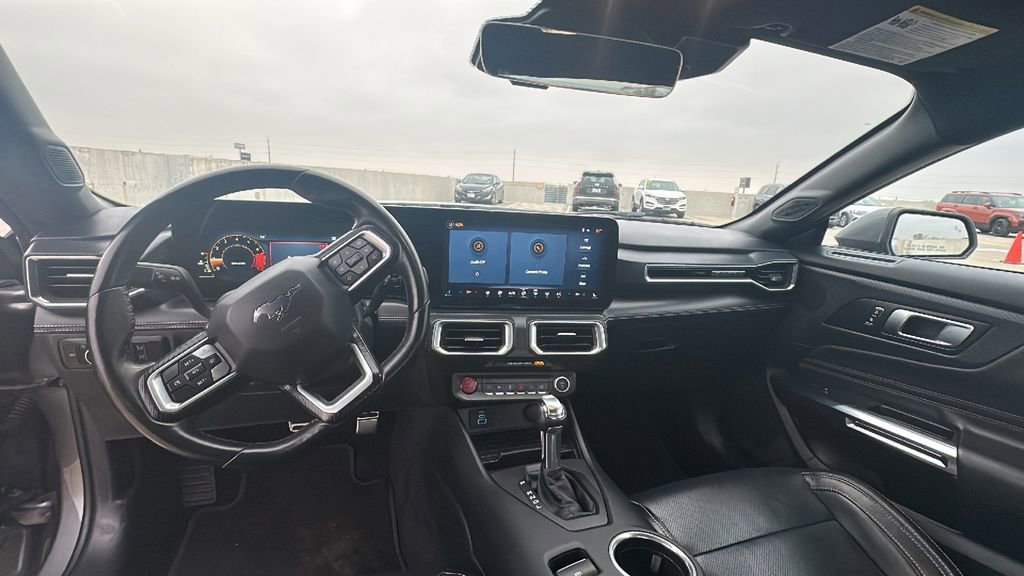 Used 2024 Ford Mustang Premium image 21