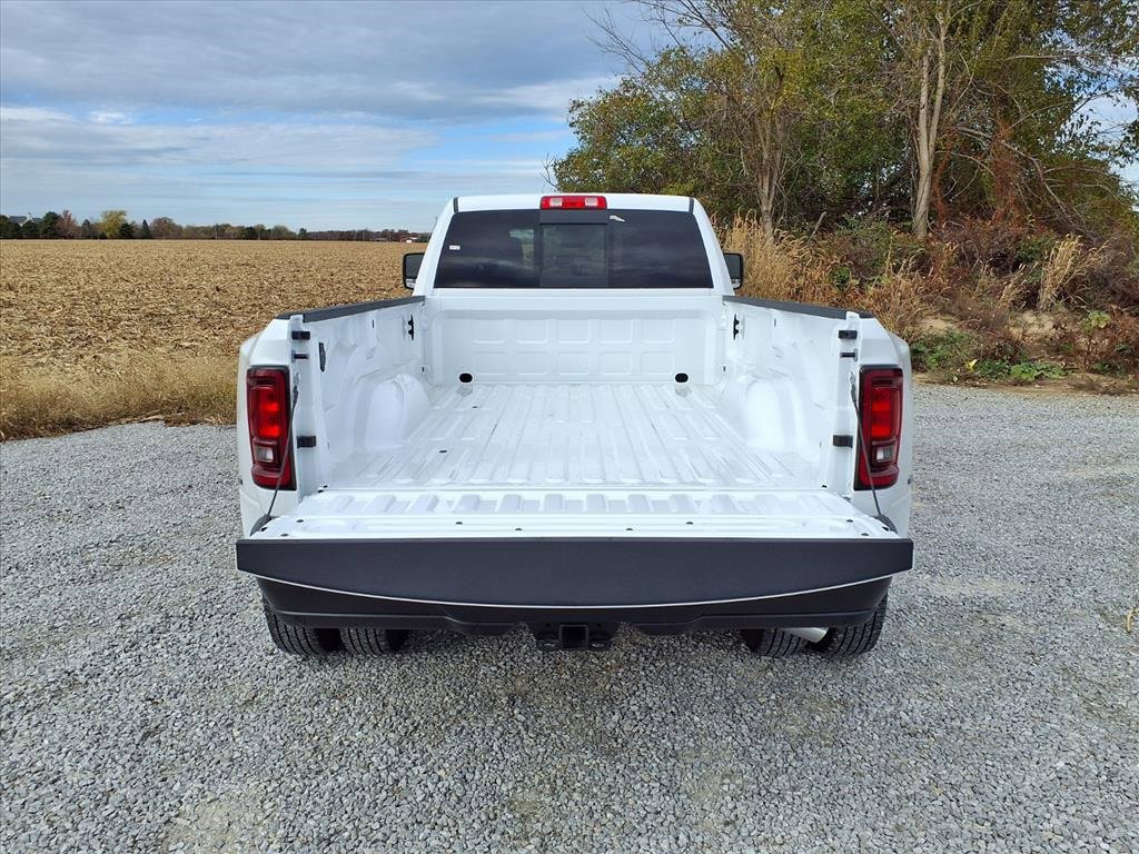 New 2026 RAM 3500 Tradesman image 32