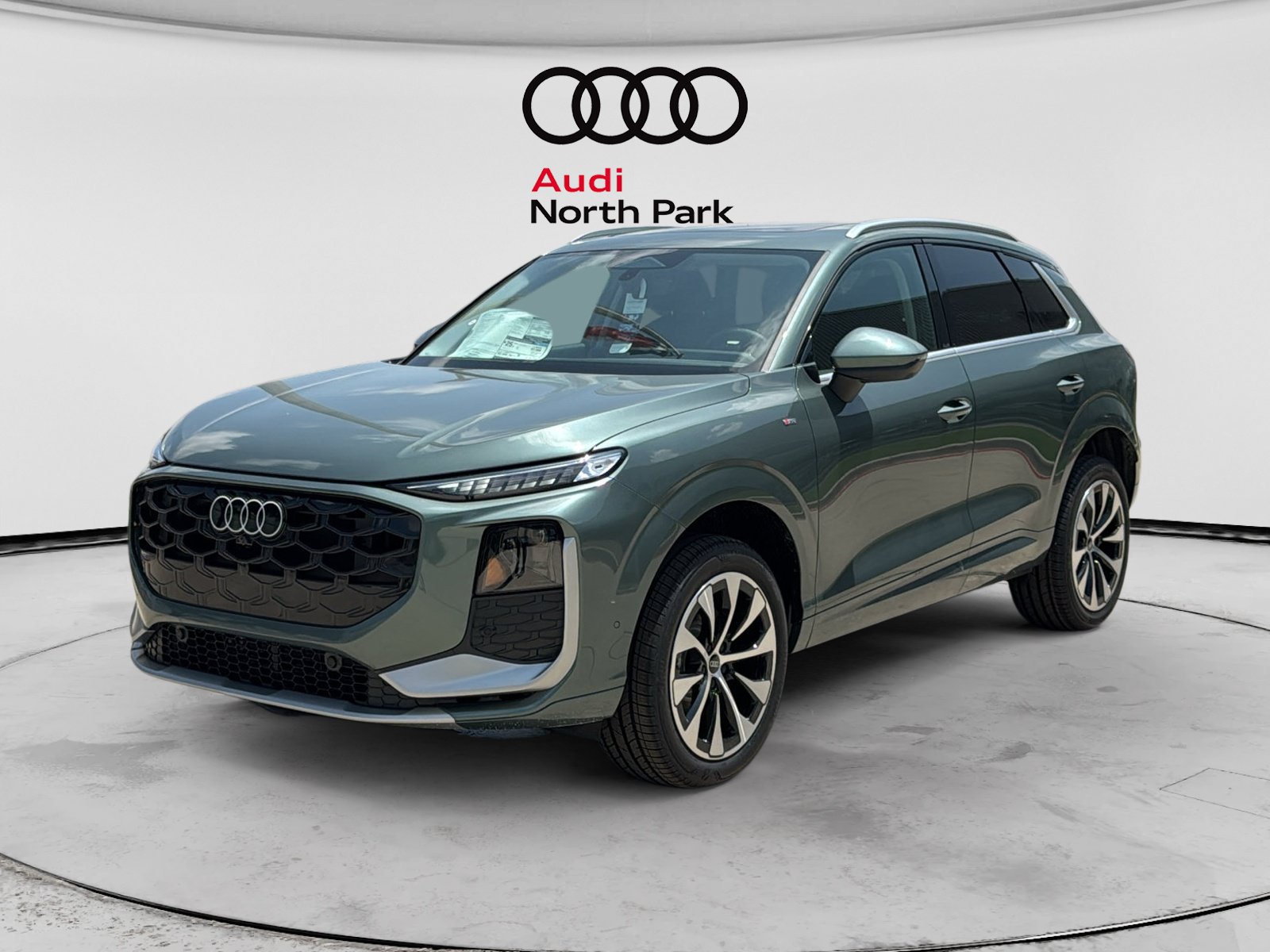 New 2026 Audi Q3 quattro 2.0T AWD/4WD image 3
