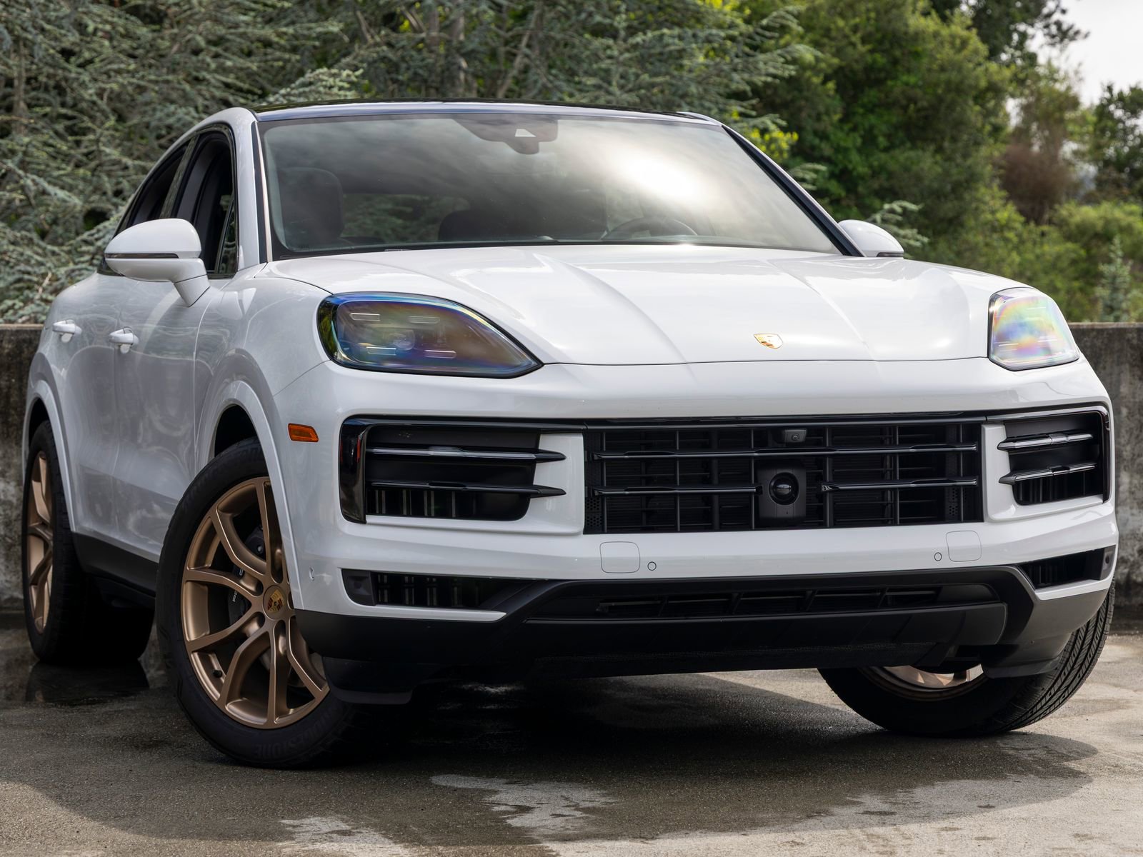 Certified 2024 Porsche Cayenne Coupe image 6