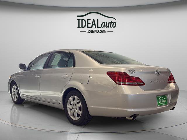 Used 2008 Toyota Avalon XL image 14