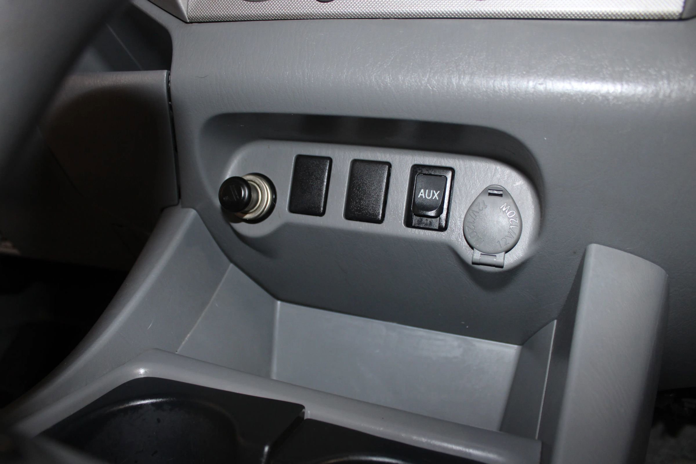 Used 2010 Toyota Tacoma 2WD Access Cab image 17