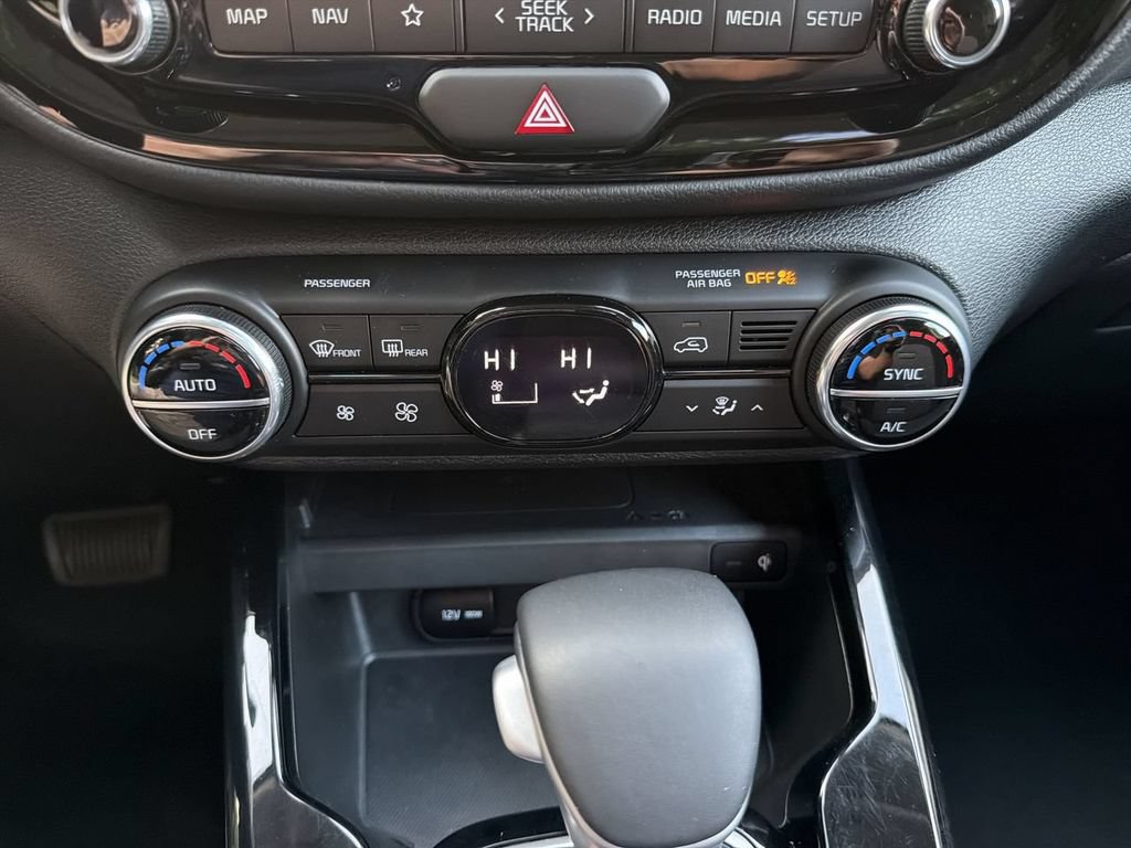 Used 2023 Kia Soul EX FWD image 21