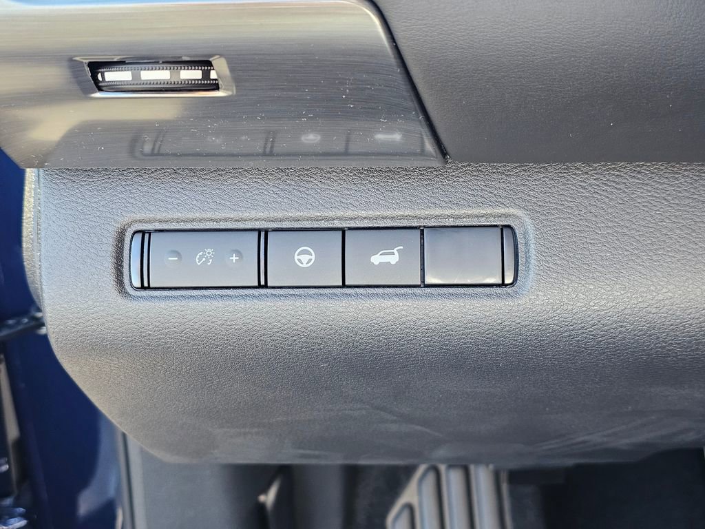New 2026 Nissan Pathfinder SL w/ SL Premium Package (P04) image 35