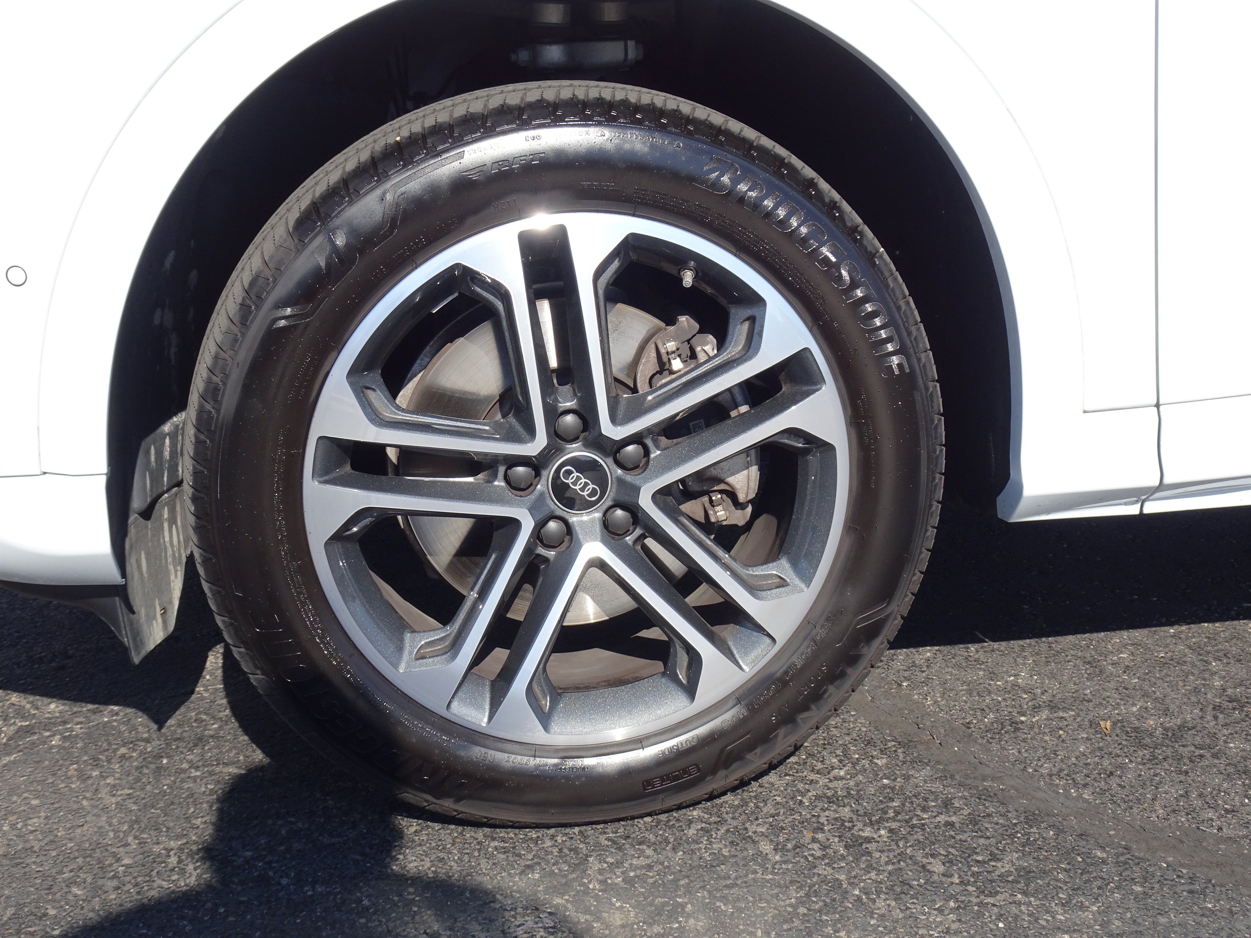 Certified 2025 Audi Q5 Premium Plus w/ Premium Plus AWD/4WD image 8