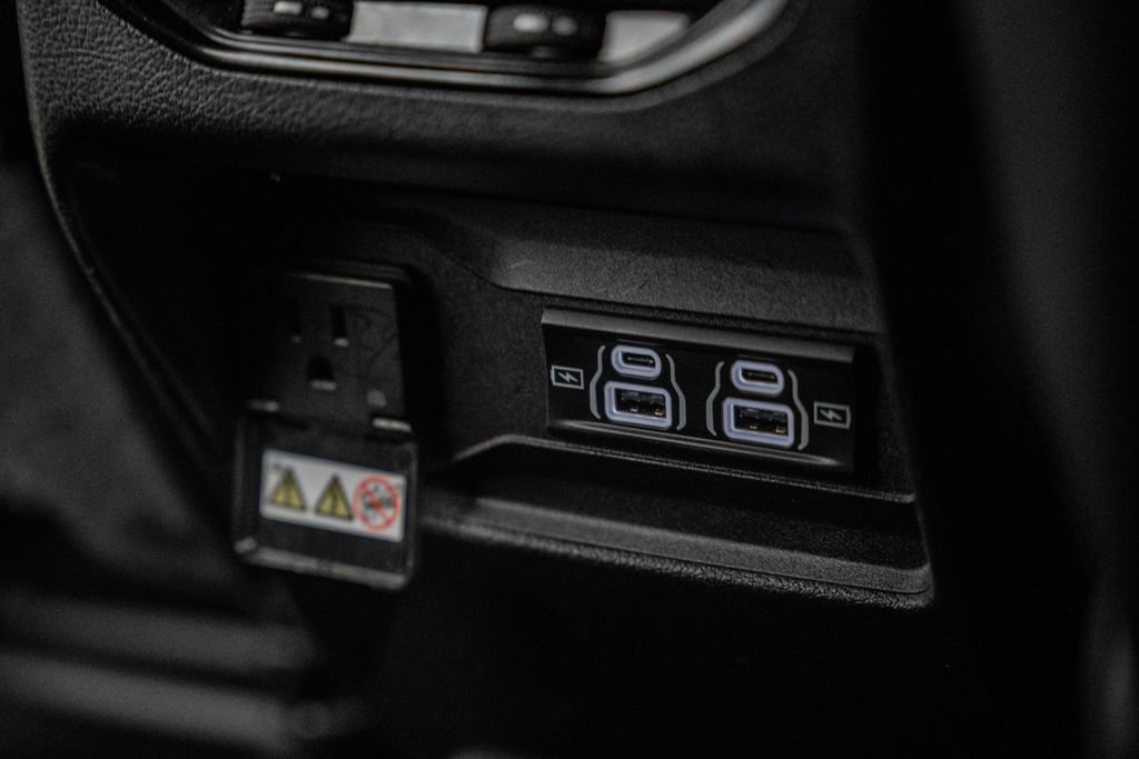 Used 2024 Jeep Grand Cherokee L Laredo image 38