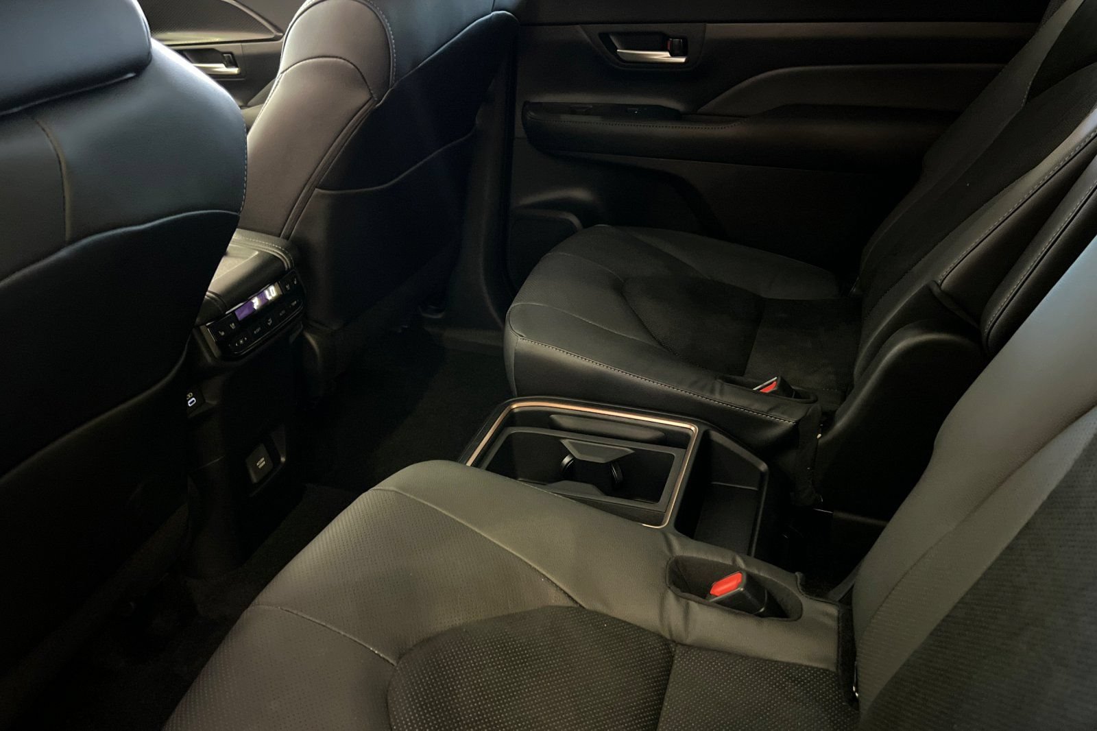 New 2026 Toyota Grand Highlander AWD Hybrid image 13