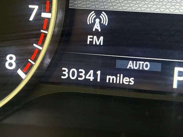 Used 2025 Nissan Pathfinder SV AWD/4WD image 25