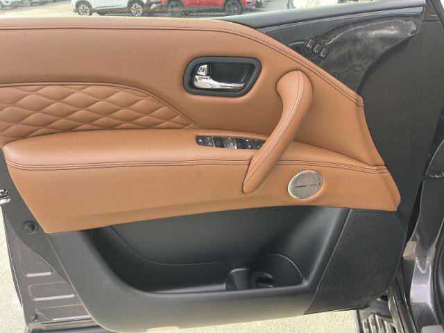 Certified 2024 INFINITI QX80 Sensory image 10