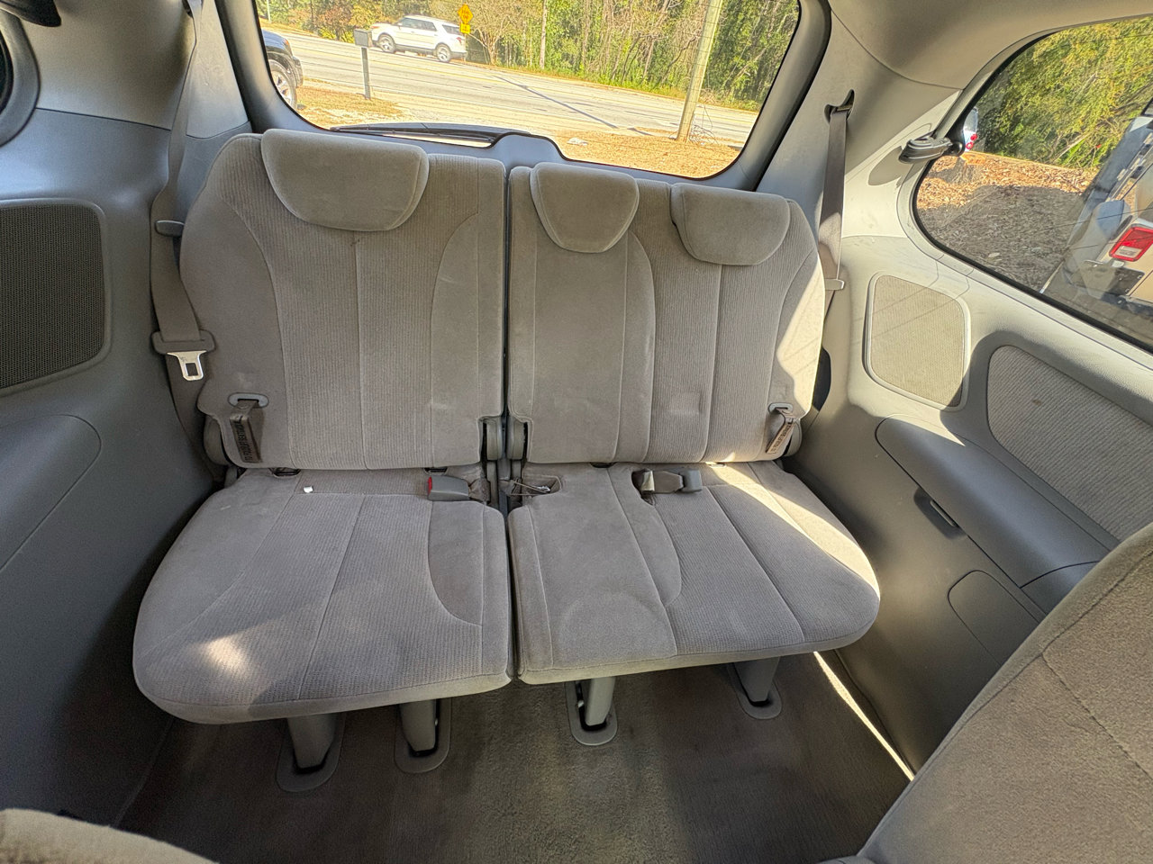 Used 2006 Kia Sedona LX image 13