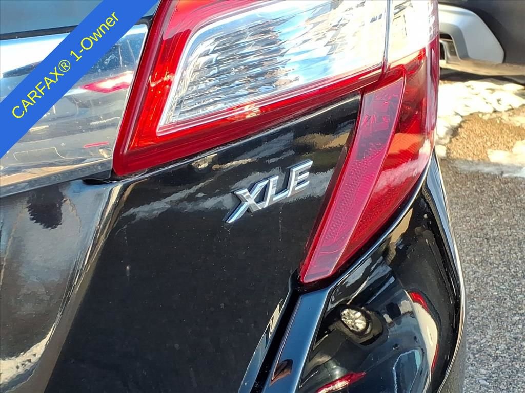 Used 2013 Toyota Camry XLE image 10