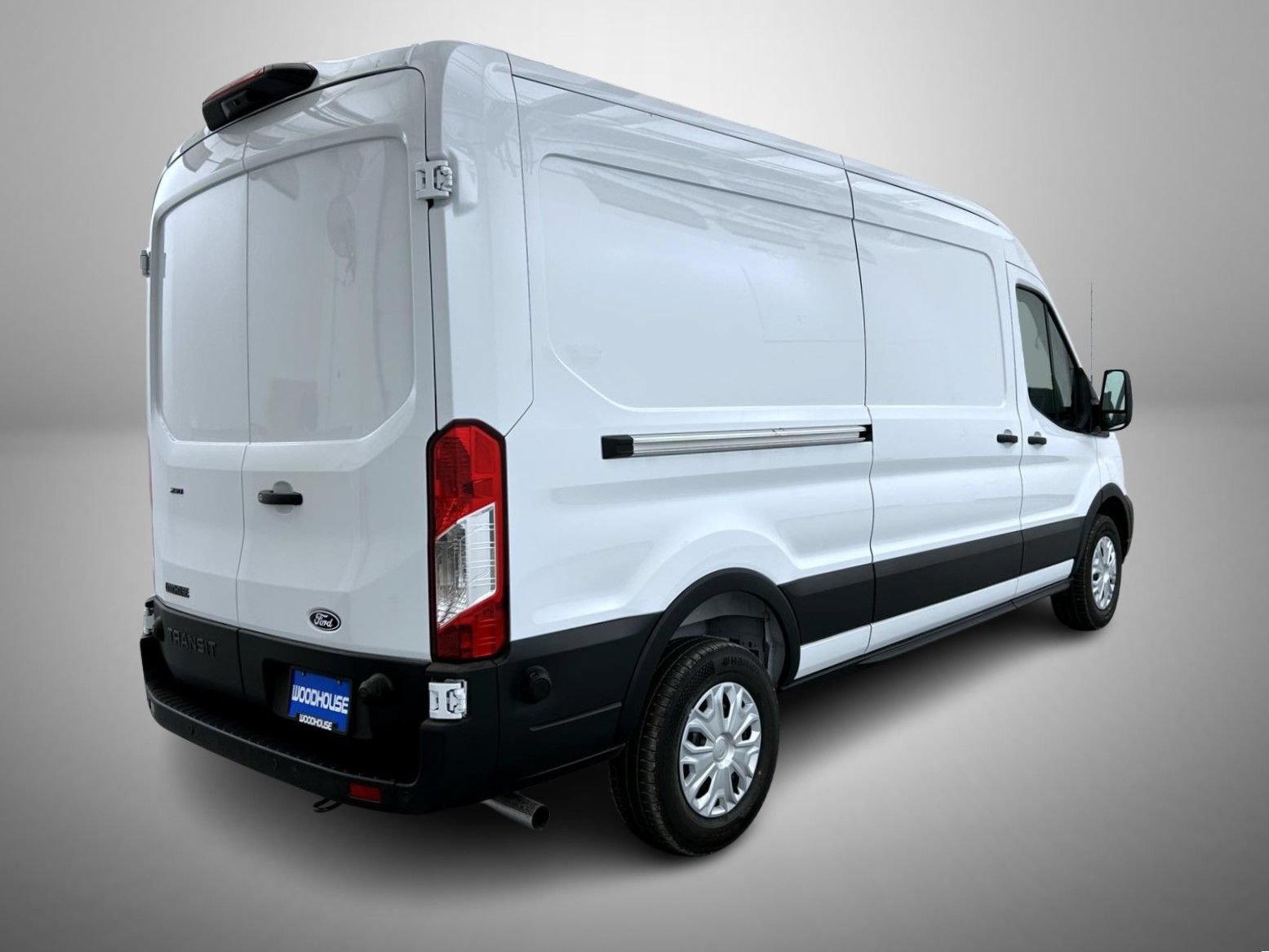 New 2027 Ford Transit 250 148 Medium Roof w/ Load Area Protection Package RWD image 5