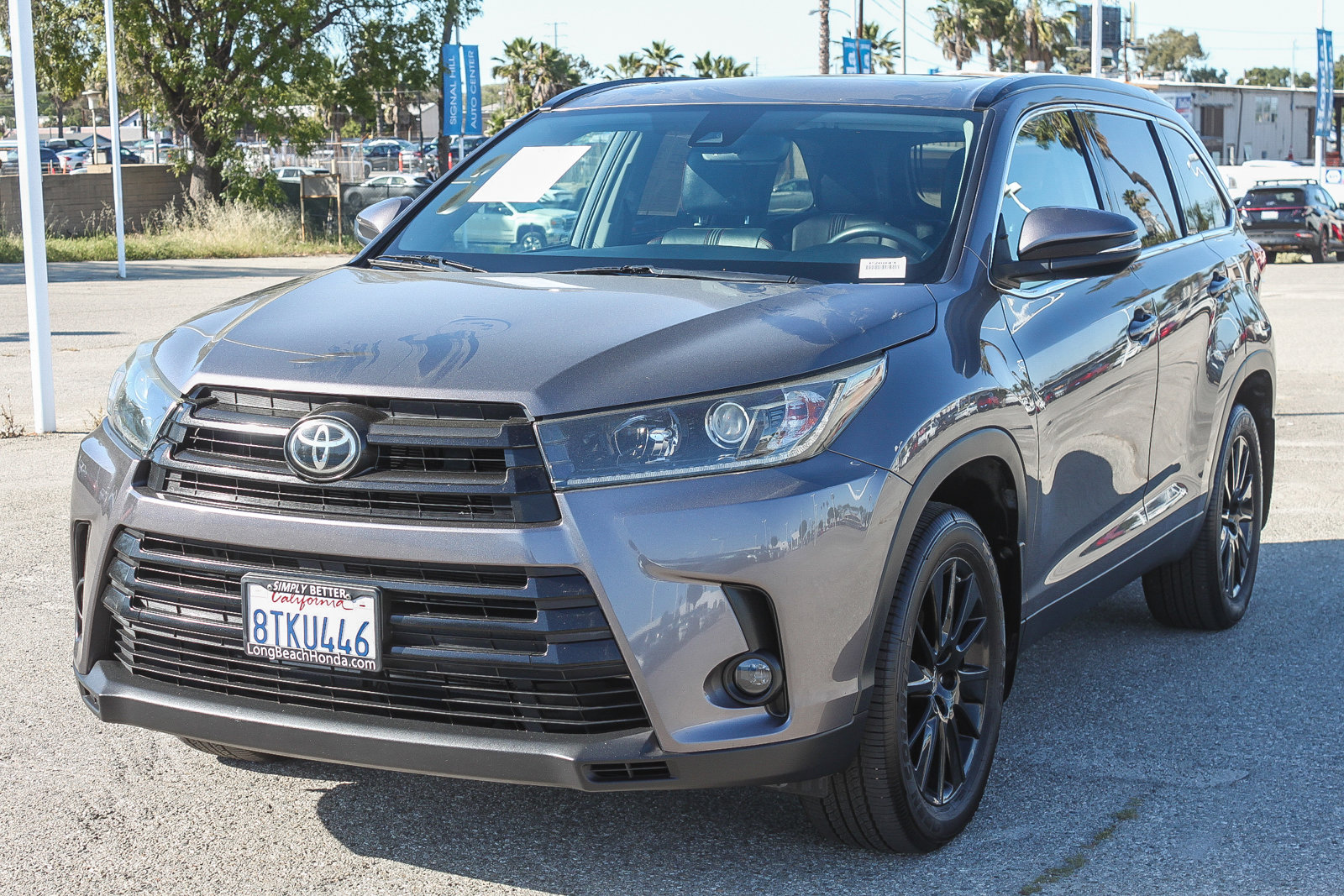 Used 2019 Toyota Highlander SE image 3