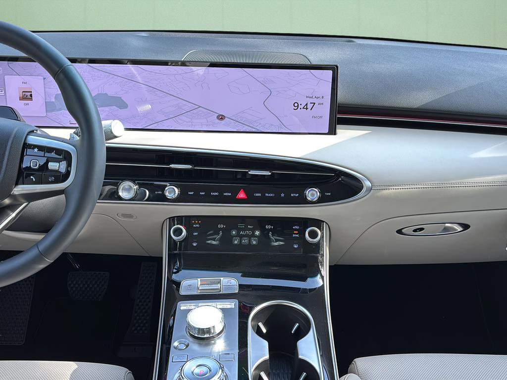 Certified 2026 Genesis GV70 2.5T image 18