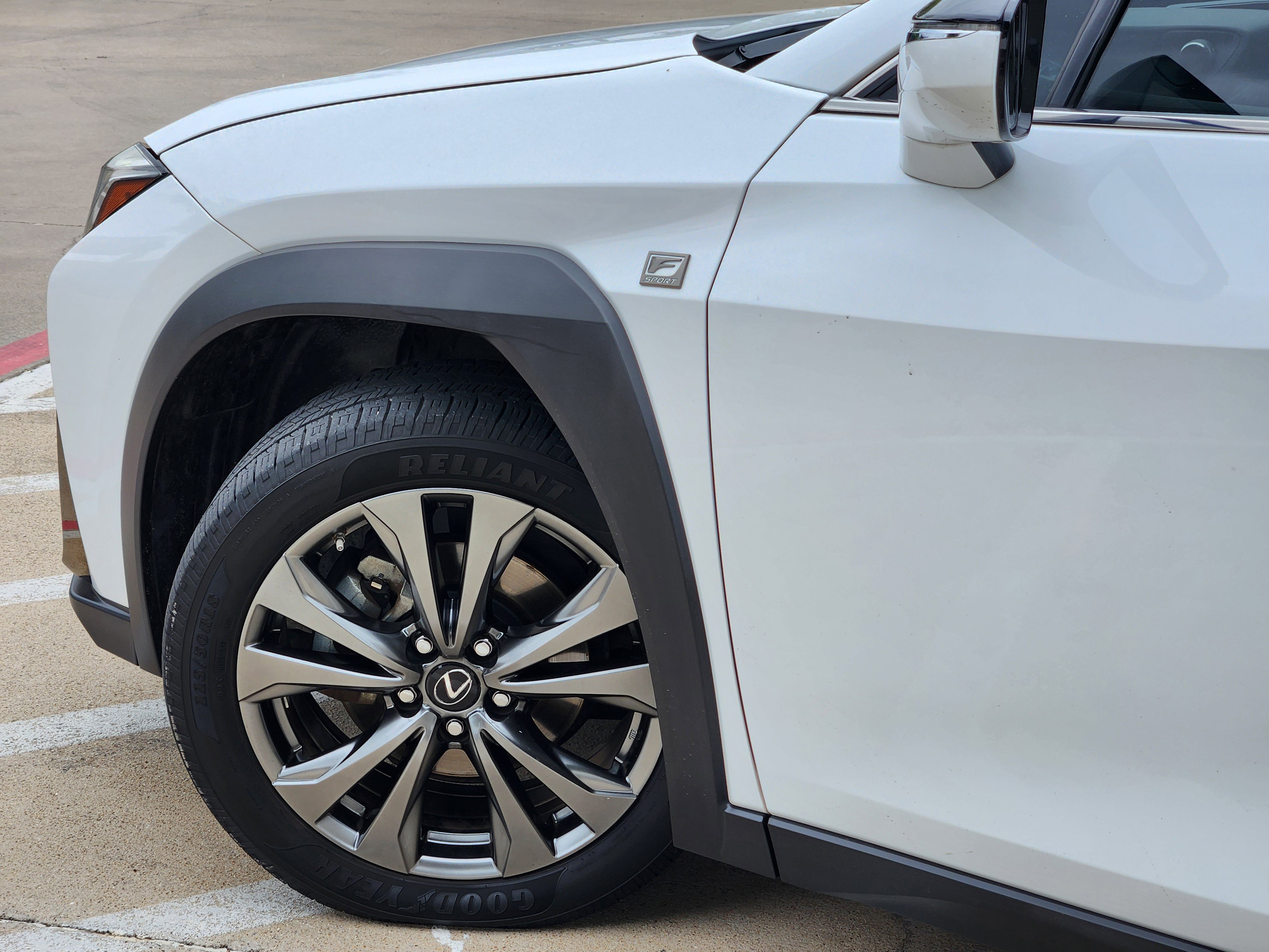 Used 2019 Lexus UX 200 F Sport w/ F Sport Premium Package FWD image 6