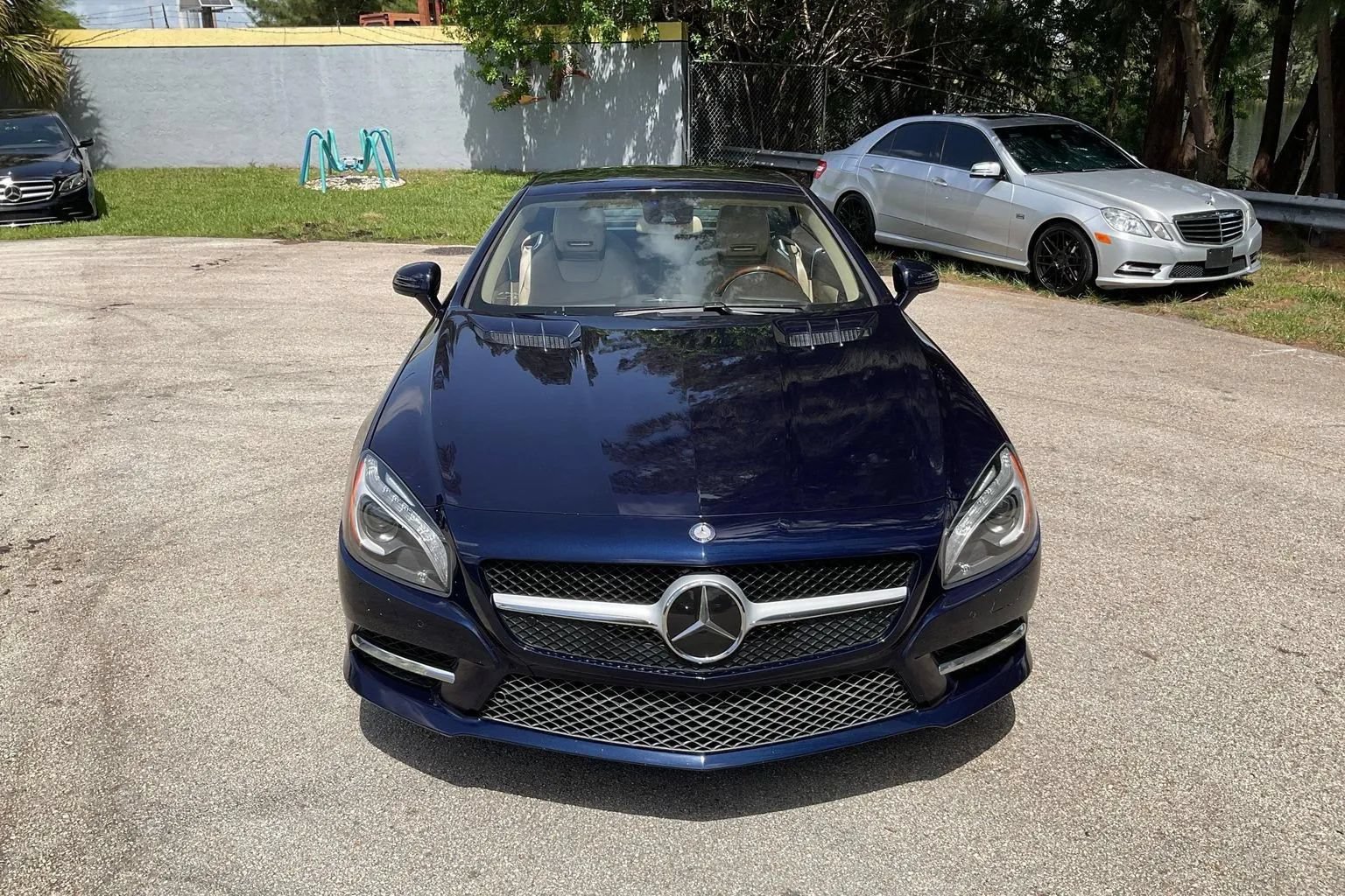 Used 2013 Mercedes-Benz SL 550 w/ Premium Pkg image 47