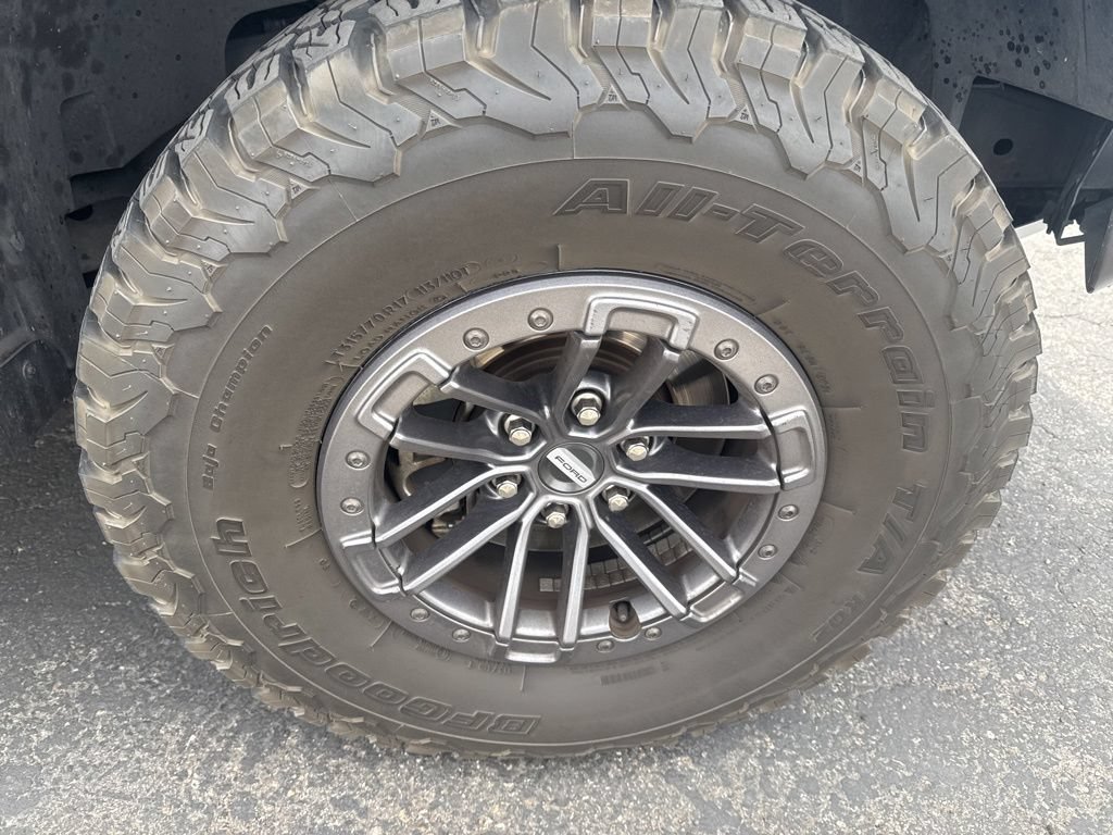 Used 2020 Ford F150 Raptor w/ Equipment Group 802A Luxury AWD/4WD image 24