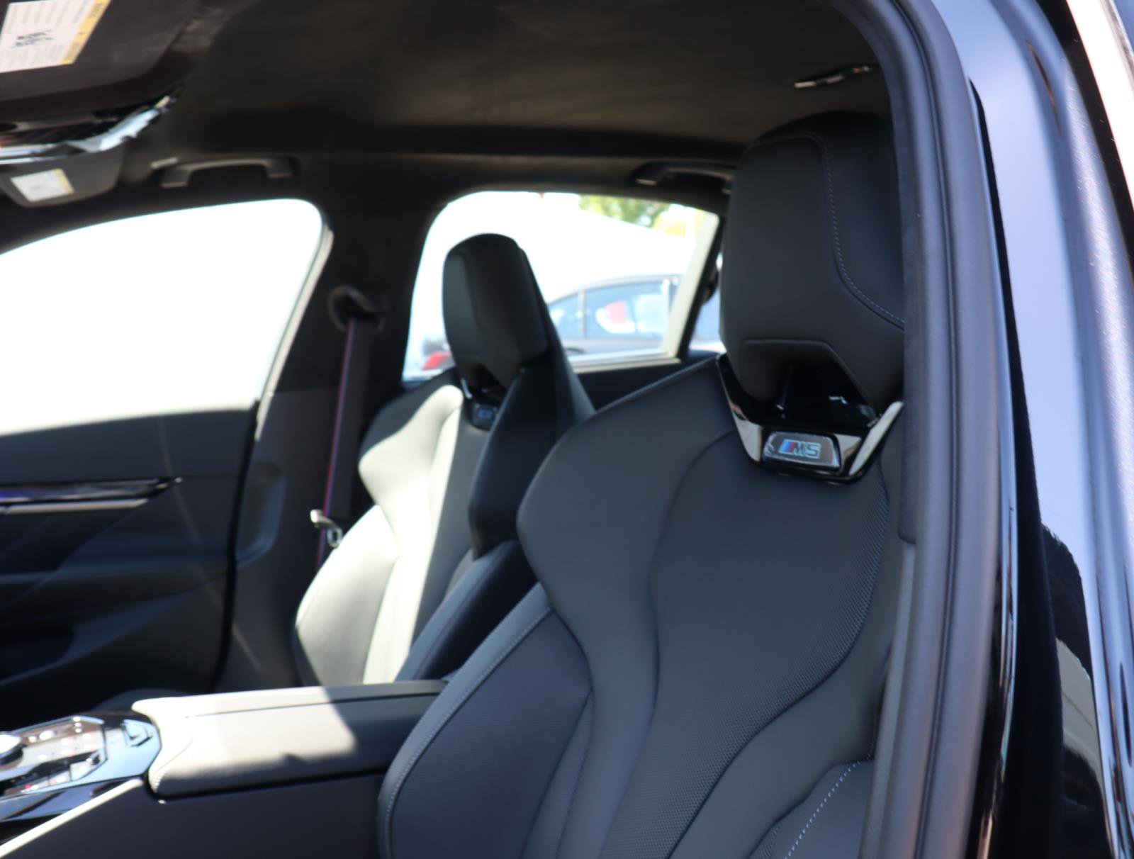 New 2026 BMW M5 image 18