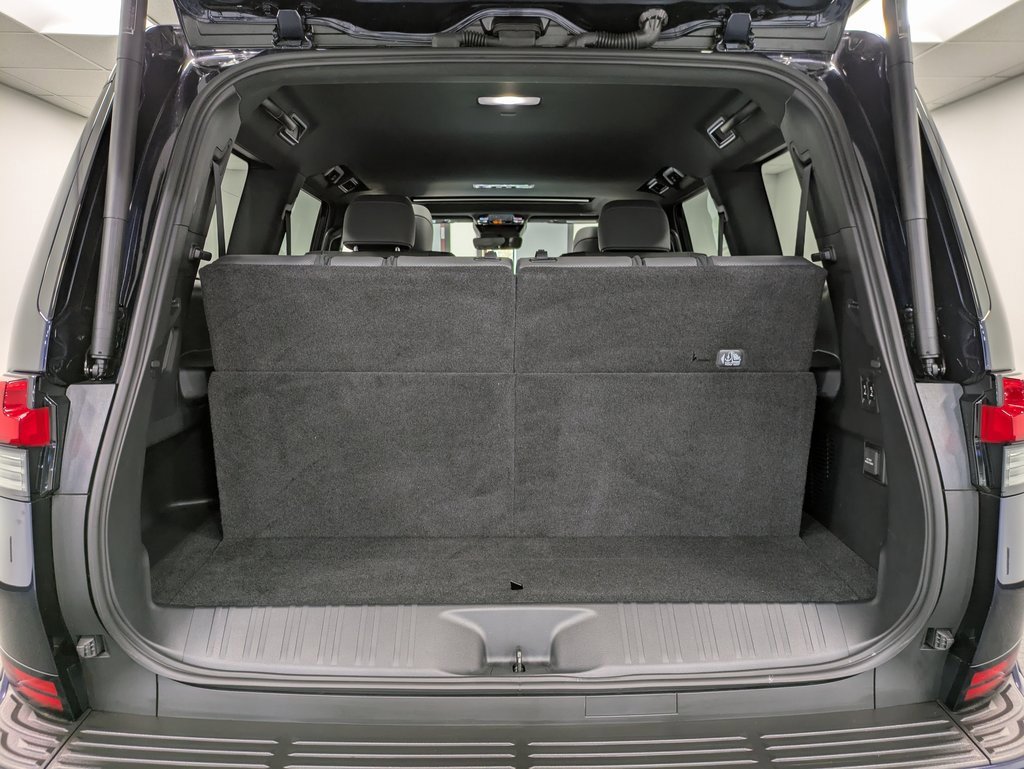 Used 2024 Lexus GX 550 image 23