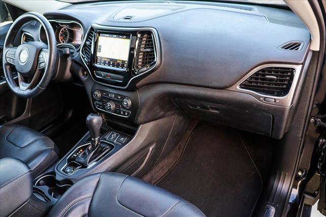 Used 2019 Jeep Cherokee Limited image 26