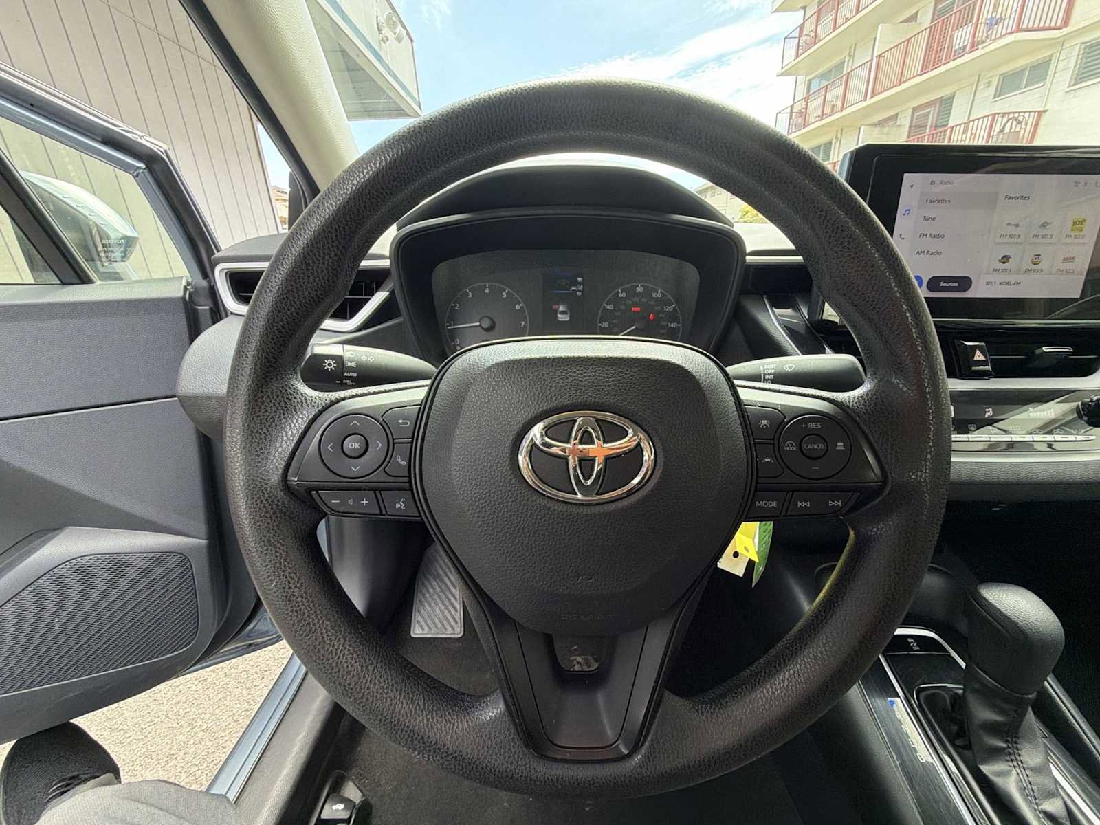 Used 2023 Toyota Corolla LE image 14
