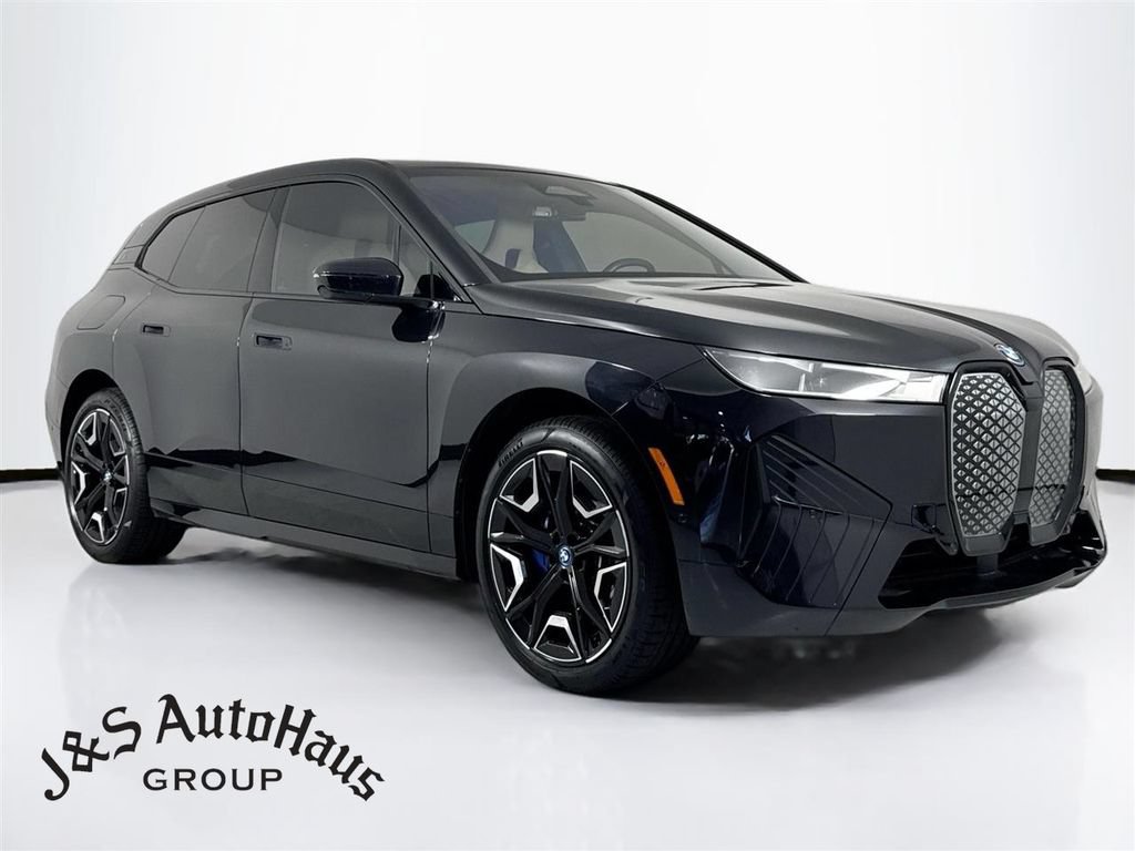 Used 2024 BMW iX xDrive50 w/ Sport Package AWD/4WD image 1