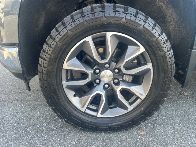 Used 2020 Chevrolet Silverado 1500 LT w/ All-Star Edition image 9