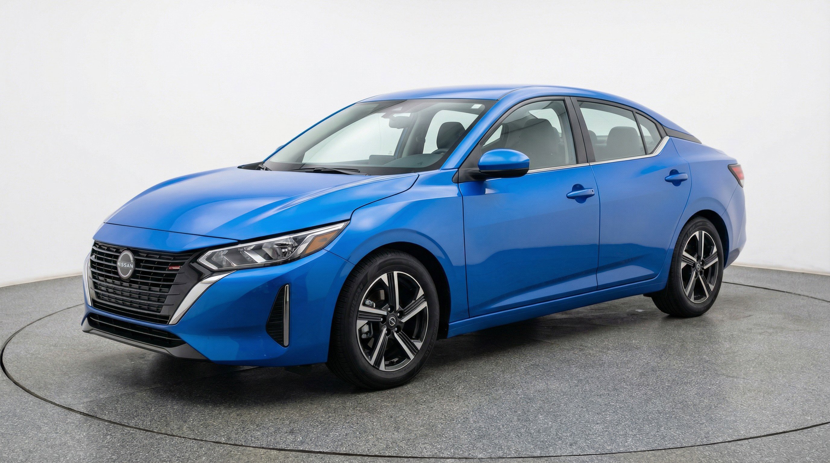 Used 2025 Nissan Sentra SV FWD image 3