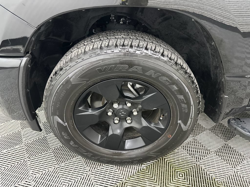 Used 2025 RAM 1500 Tradesman w/ Night Edition RWD image 11