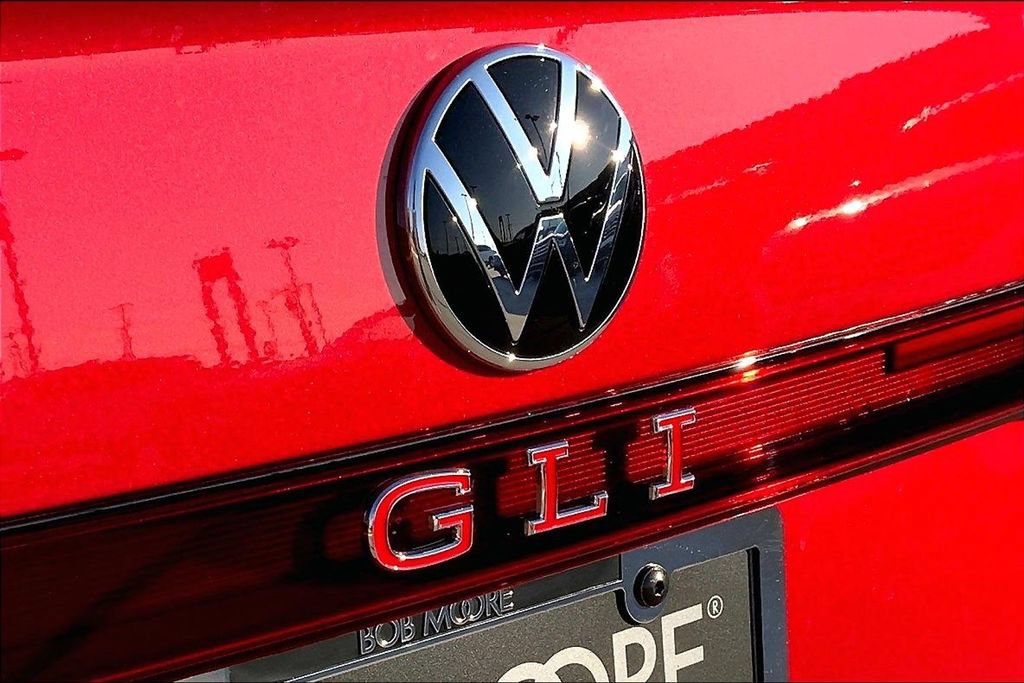 New 2026 Volkswagen Jetta GLI Autobahn FWD image 9