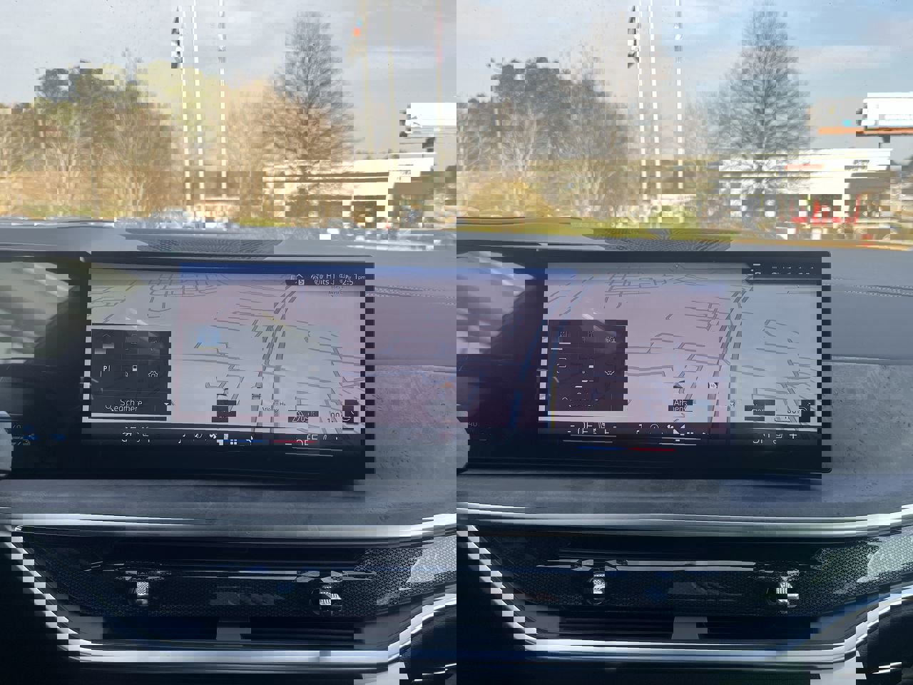 Used 2026 BMW X5 xDrive50e w/ Executive Package image 26