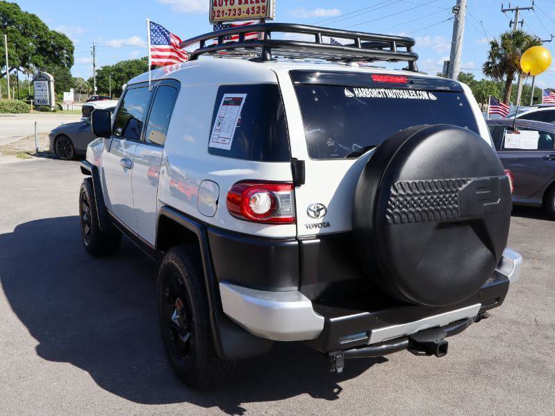 Used 2014 Toyota FJ Cruiser 4WD w/ Upgrade Package image 3