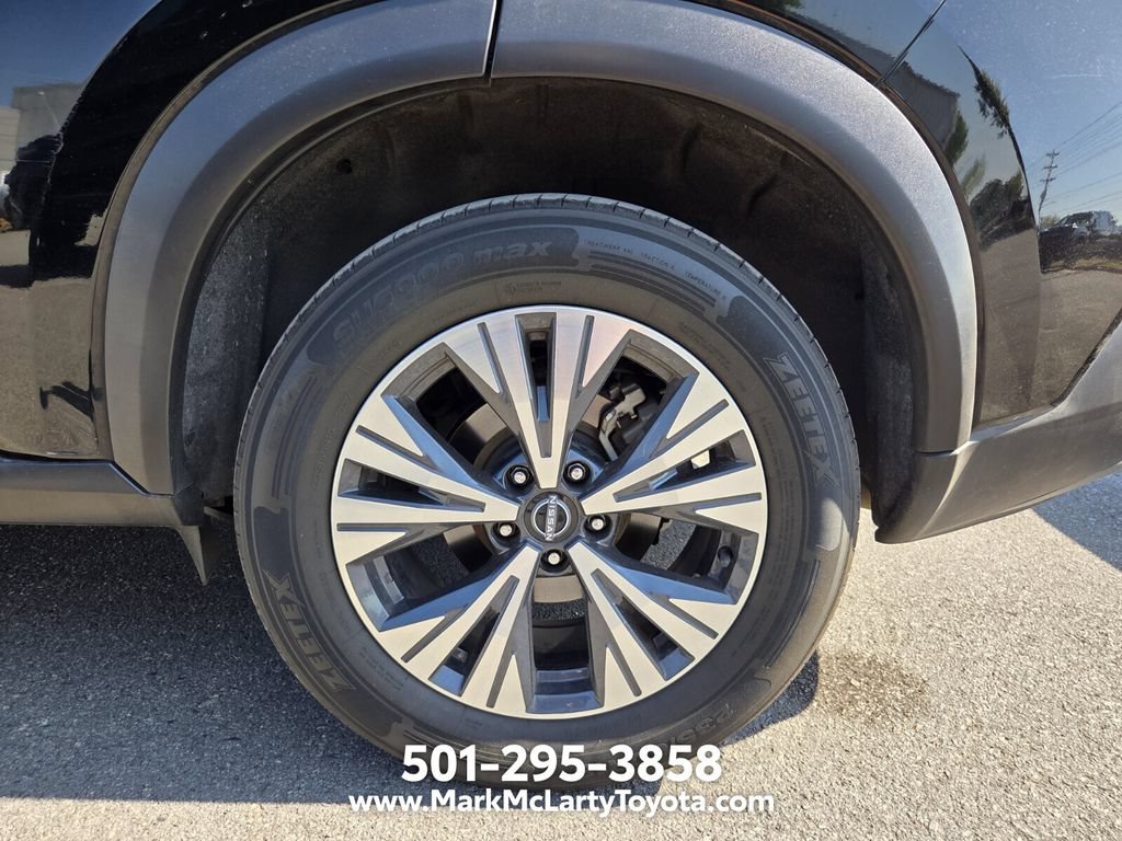 Used 2023 Nissan Rogue SV FWD image 10