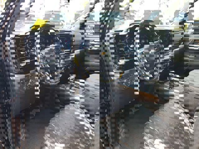 Used 2023 Chevrolet Silverado 1500 LT image 19