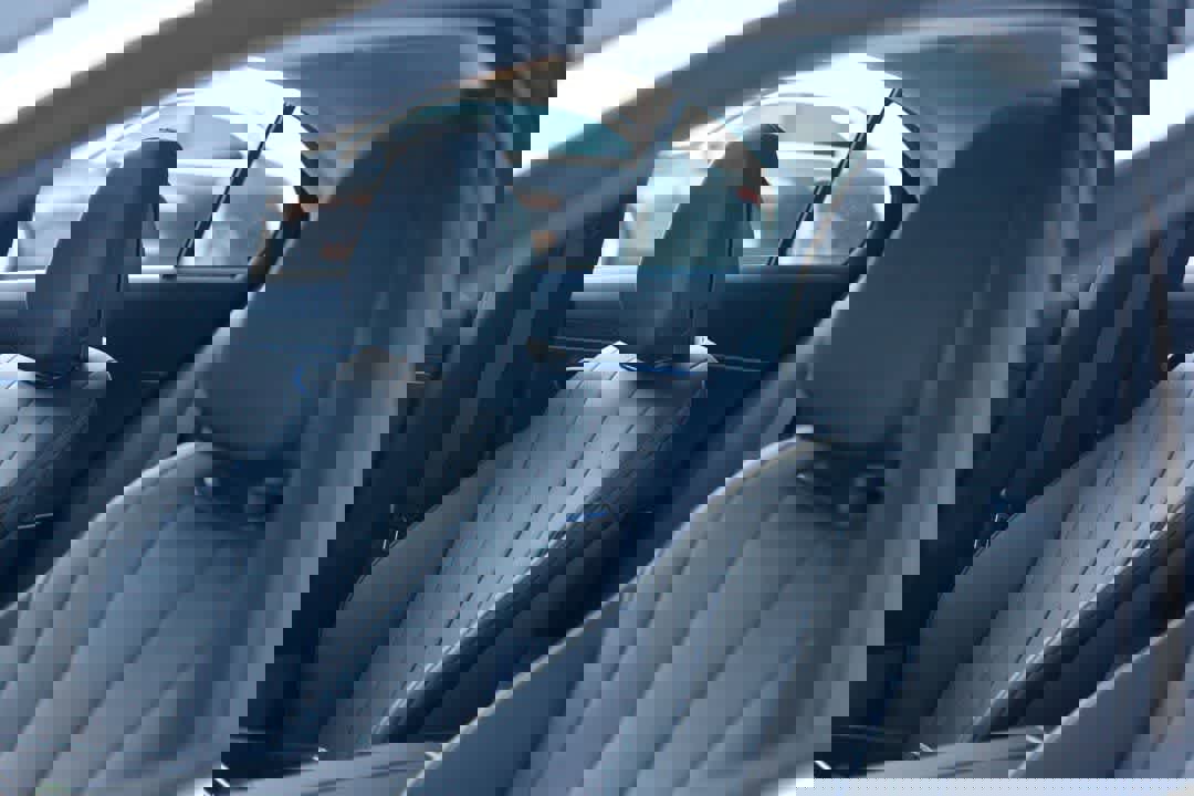 Used 2026 Mercedes-Benz E 350 4MATIC Sedan image 9