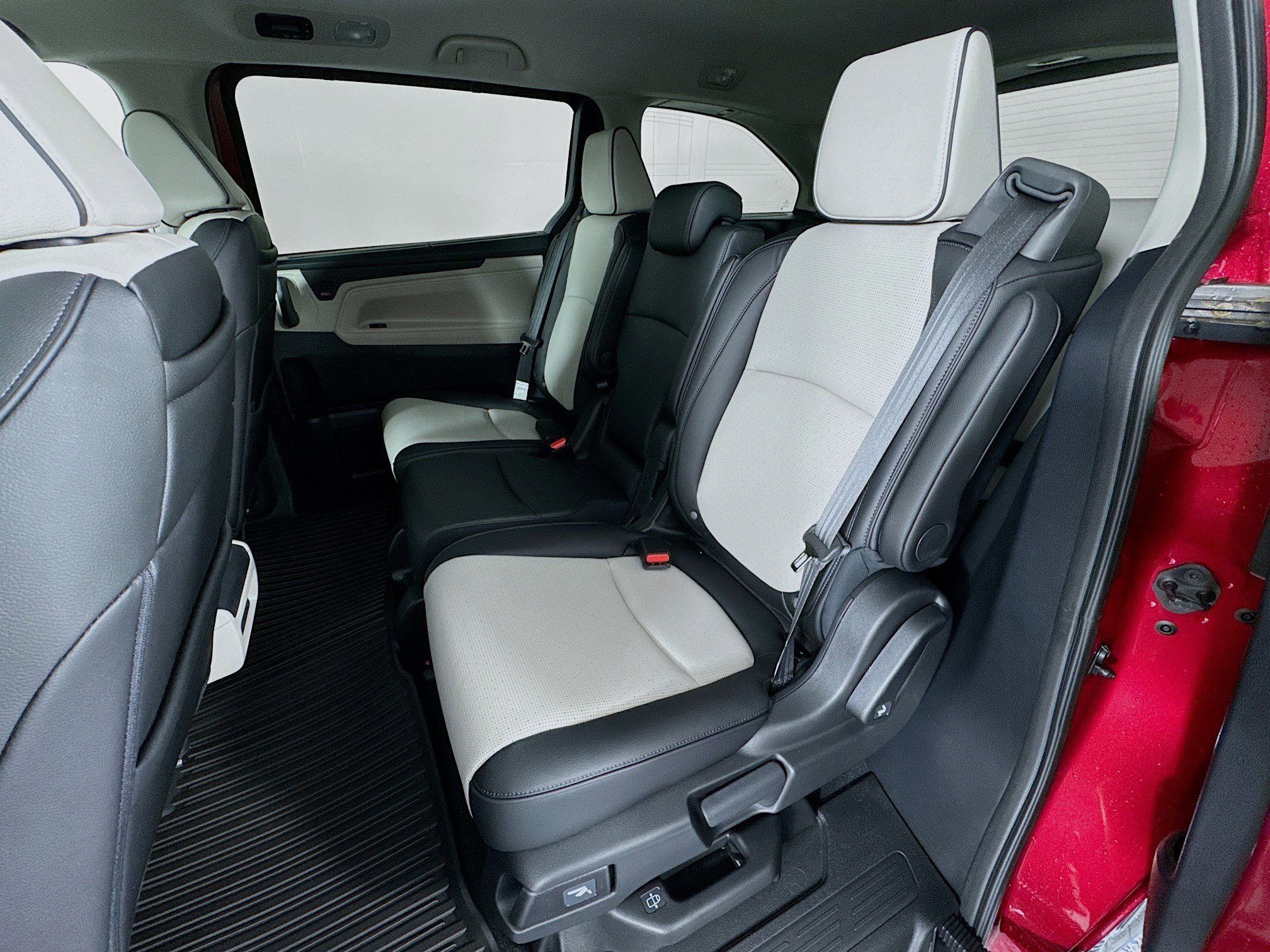New 2026 Honda Odyssey Elite image 25