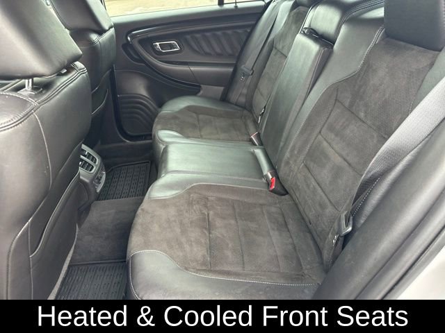 Used 2010 Ford Taurus SHO image 32