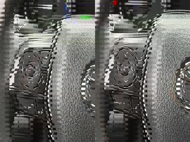 Used 2024 Toyota Camry SE image 13