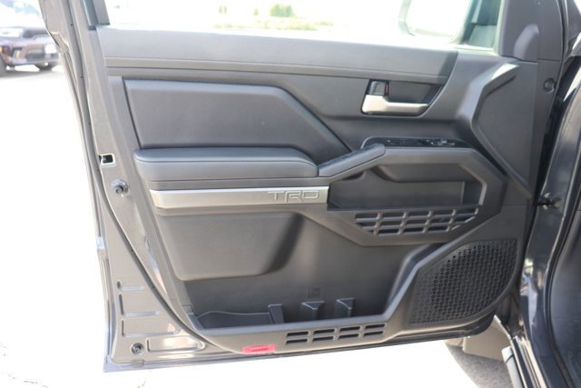 Used 2024 Toyota Tacoma TRD Sport image 7