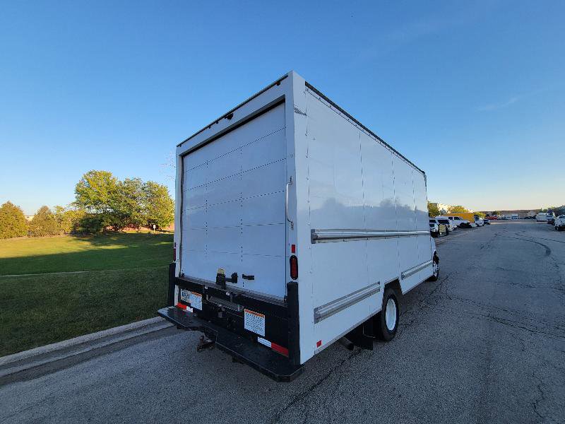 Used 2021 GMC Savana 3500 Extended w/ Power Convenience Package image 4
