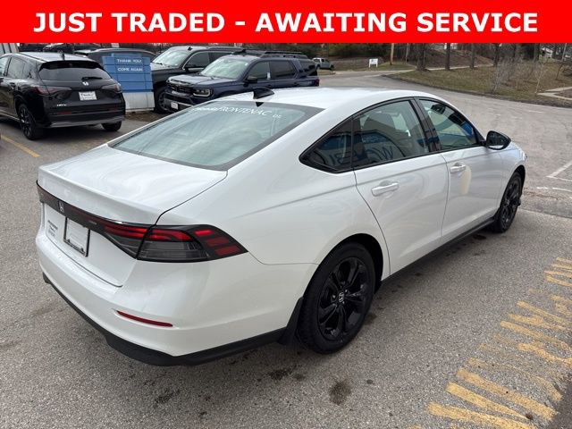 Certified 2025 Honda Accord SE image 8