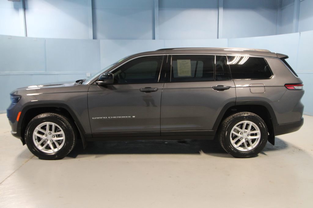 Used 2024 Jeep Grand Cherokee L Laredo image 34