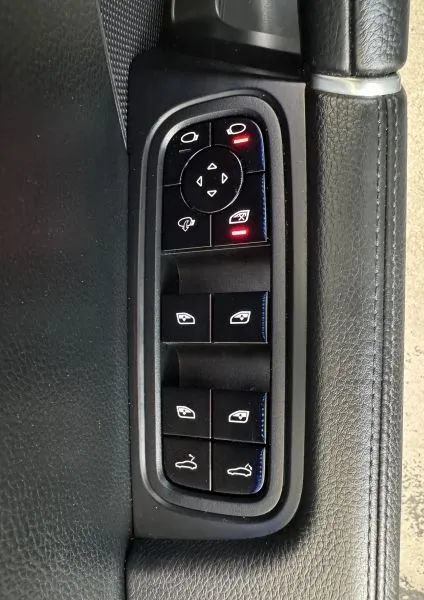 Used 2019 Porsche Cayenne AWD/4WD image 46