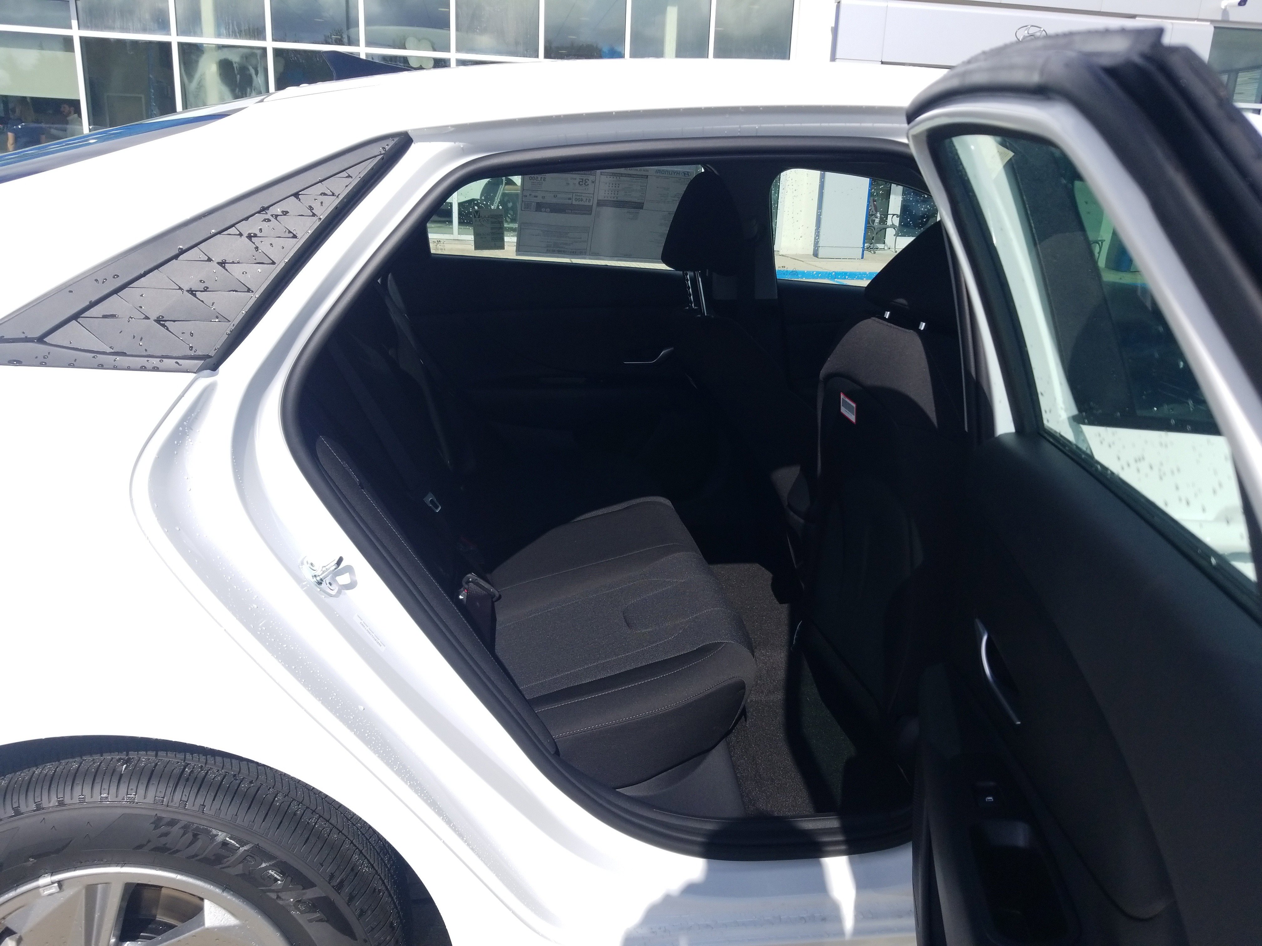 New 2026 Hyundai Elantra SE image 15