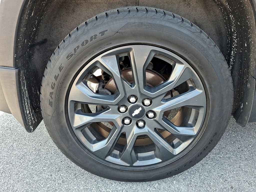 Used 2019 Chevrolet Traverse RS w/ LPO, Floor Liner Package AWD/4WD image 8