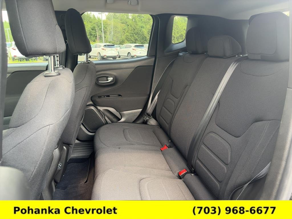 Used 2021 Jeep Renegade Latitude AWD/4WD image 22