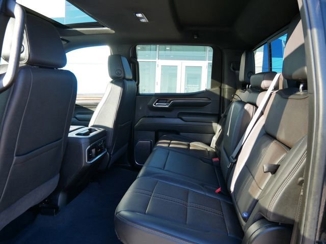 Used 2024 Chevrolet Silverado 1500 High Country w/ High Country Premium Package image 8